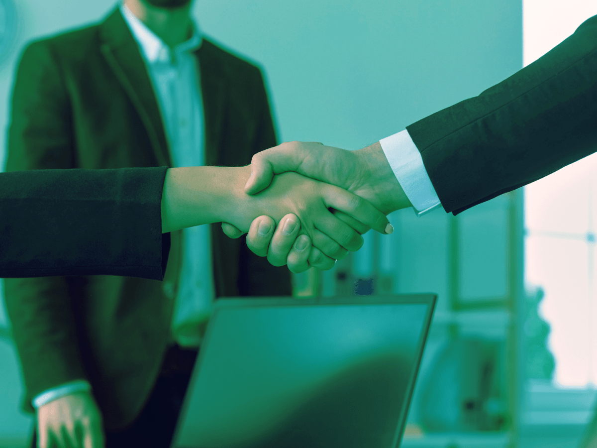 Te lo ponemos fácil, te llevas unos ingresos extra y crecemos juntos:&nbsp;¿Colaboras?